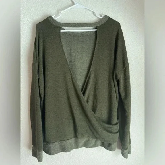 Billabong women’s olive green long sleeve backless sweatshirt size M - Picture 4 of 8